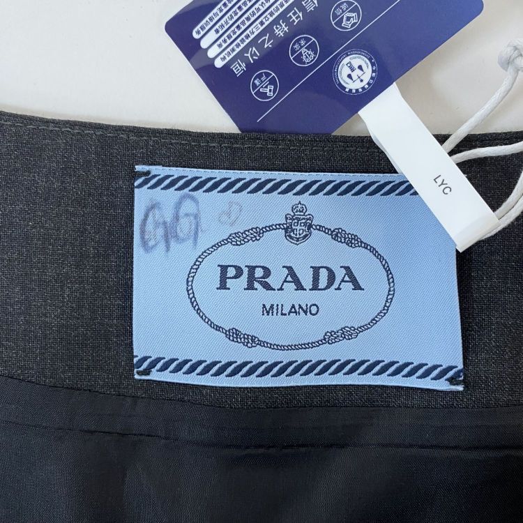 Prada Prada Black Wool Mini Dress Size 38 Size XS / US 0-2 / IT 36-38 - 3 Thumbnail
