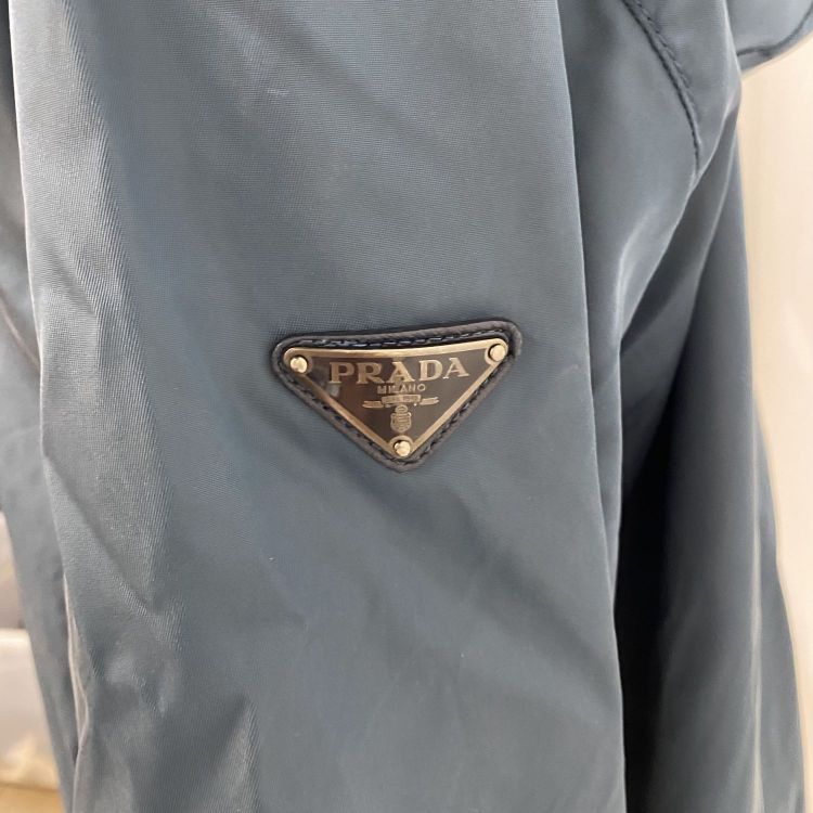 Prada Prada Nylon Hooded Light Jacket Size 50 Size US M / EU 48-50 / 2 - 7 Thumbnail