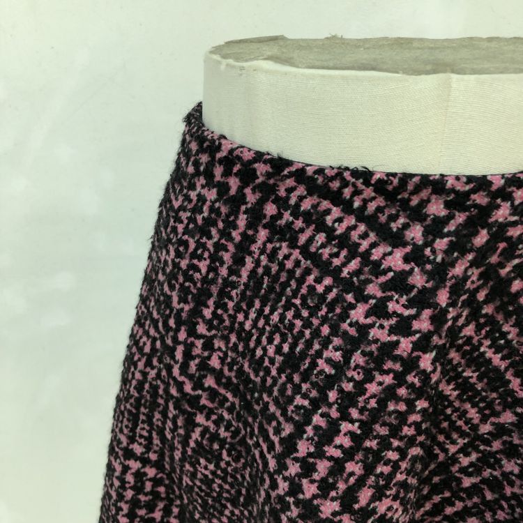 Prada Prada Houndstooth Wool Mini Skirt Size 42 Size 28" / US 6 / IT 42 - 7 Thumbnail