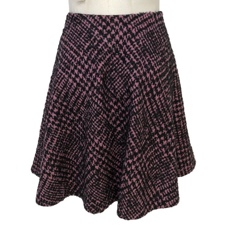 Prada Prada Houndstooth Wool Mini Skirt Size 42 Size 28" / US 6 / IT 42 - 2 Thumbnail