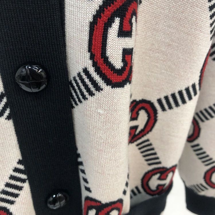 Gucci Gucci GG Logo Reversible Cardigan Size XS Size US XS / EU 42 / 0 - 6 Thumbnail