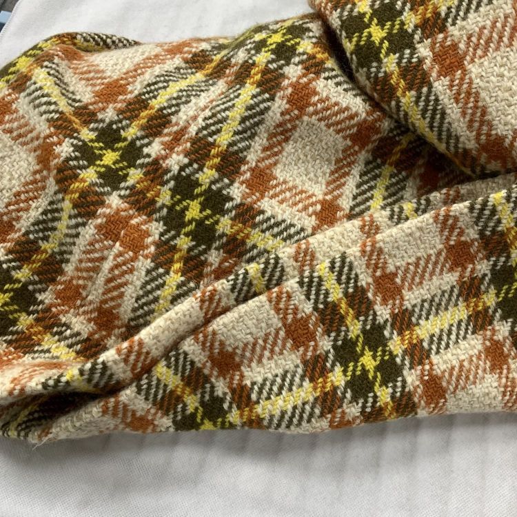 Gucci Gucci Plaid Wool Mini Skirt Size 42 Size 28" / US 6 / IT 42 - 8 Thumbnail