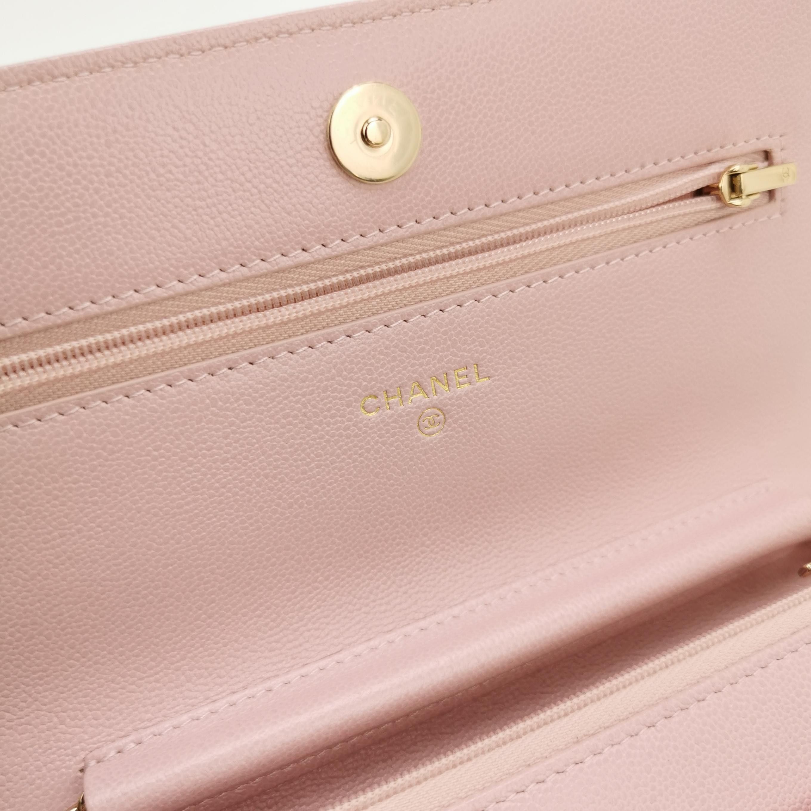 Chanel Chanel Women os Crossbody Bags Size ONE SIZE - 8 Thumbnail