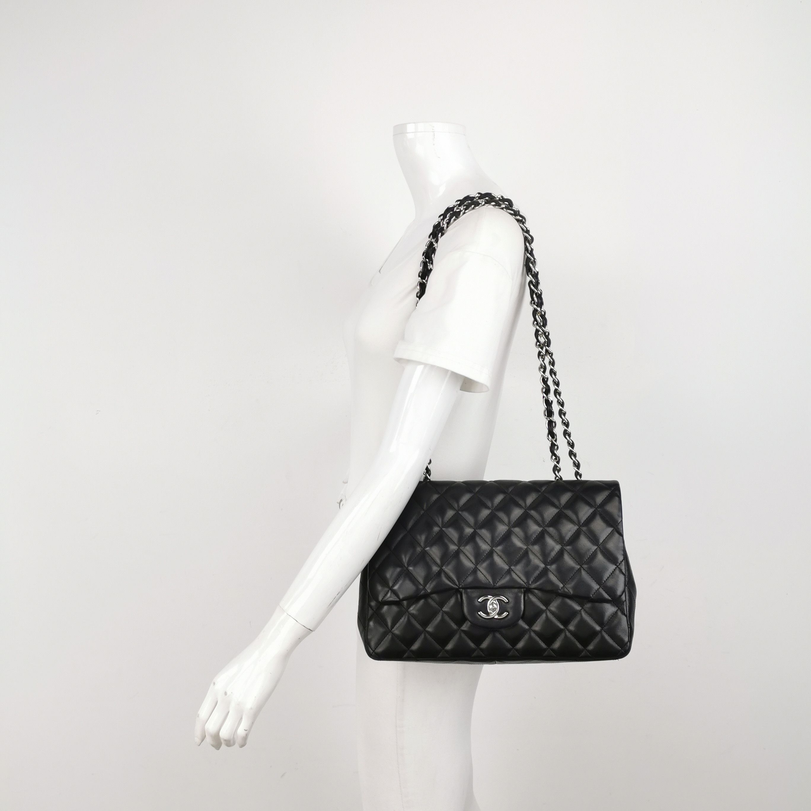 Chanel Chanel Women os Crossbody Bags Size ONE SIZE - 2 Thumbnail