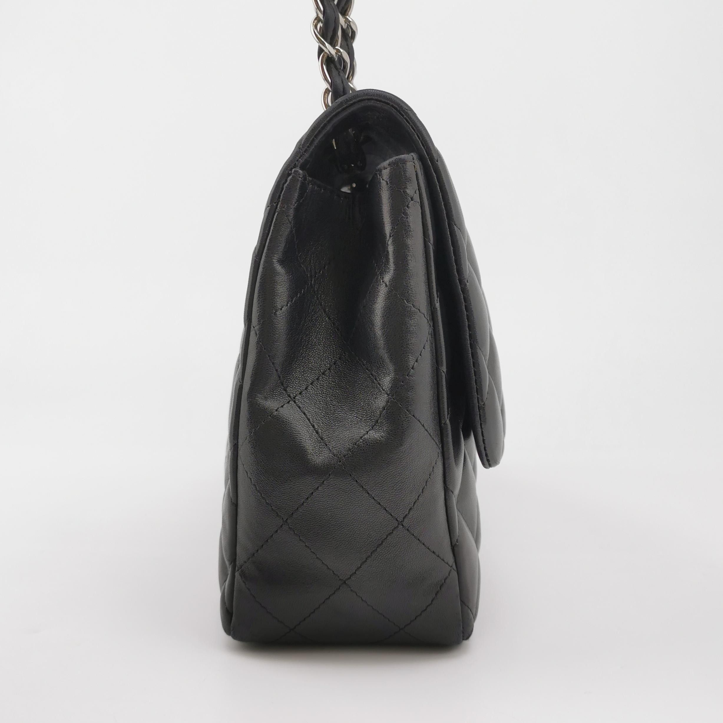 Chanel Chanel Women os Crossbody Bags Size ONE SIZE - 4 Thumbnail