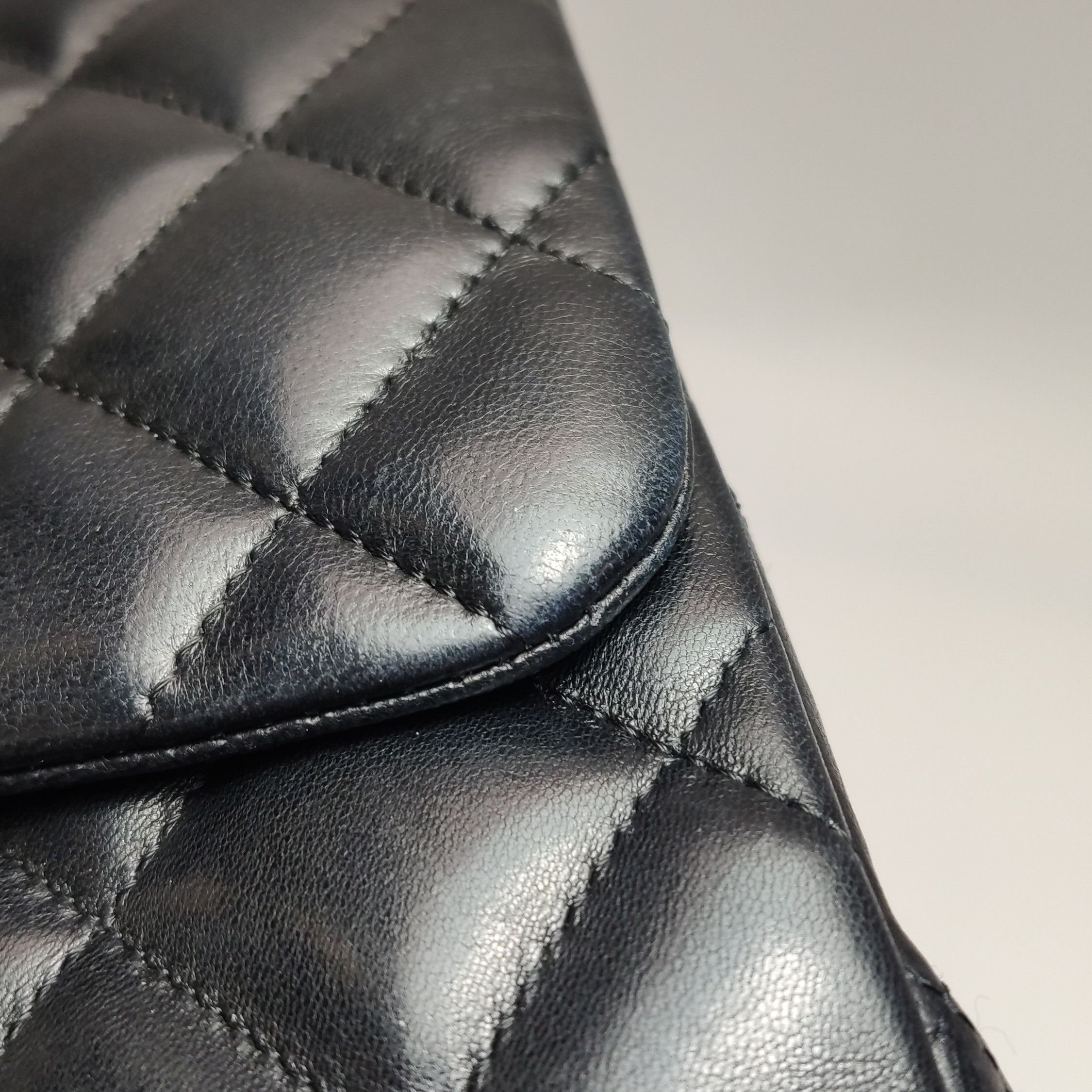 Chanel Chanel Women os Crossbody Bags Size ONE SIZE - 19 Thumbnail