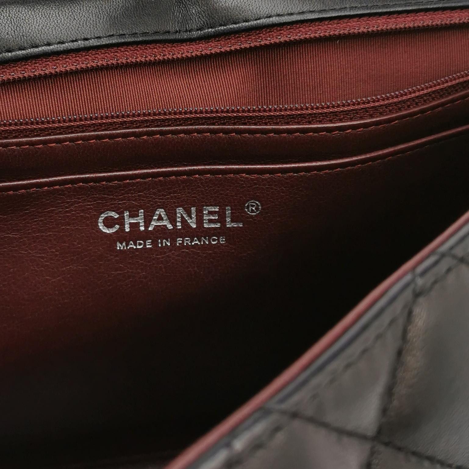 Chanel Chanel Women os Crossbody Bags Size ONE SIZE - 8 Thumbnail
