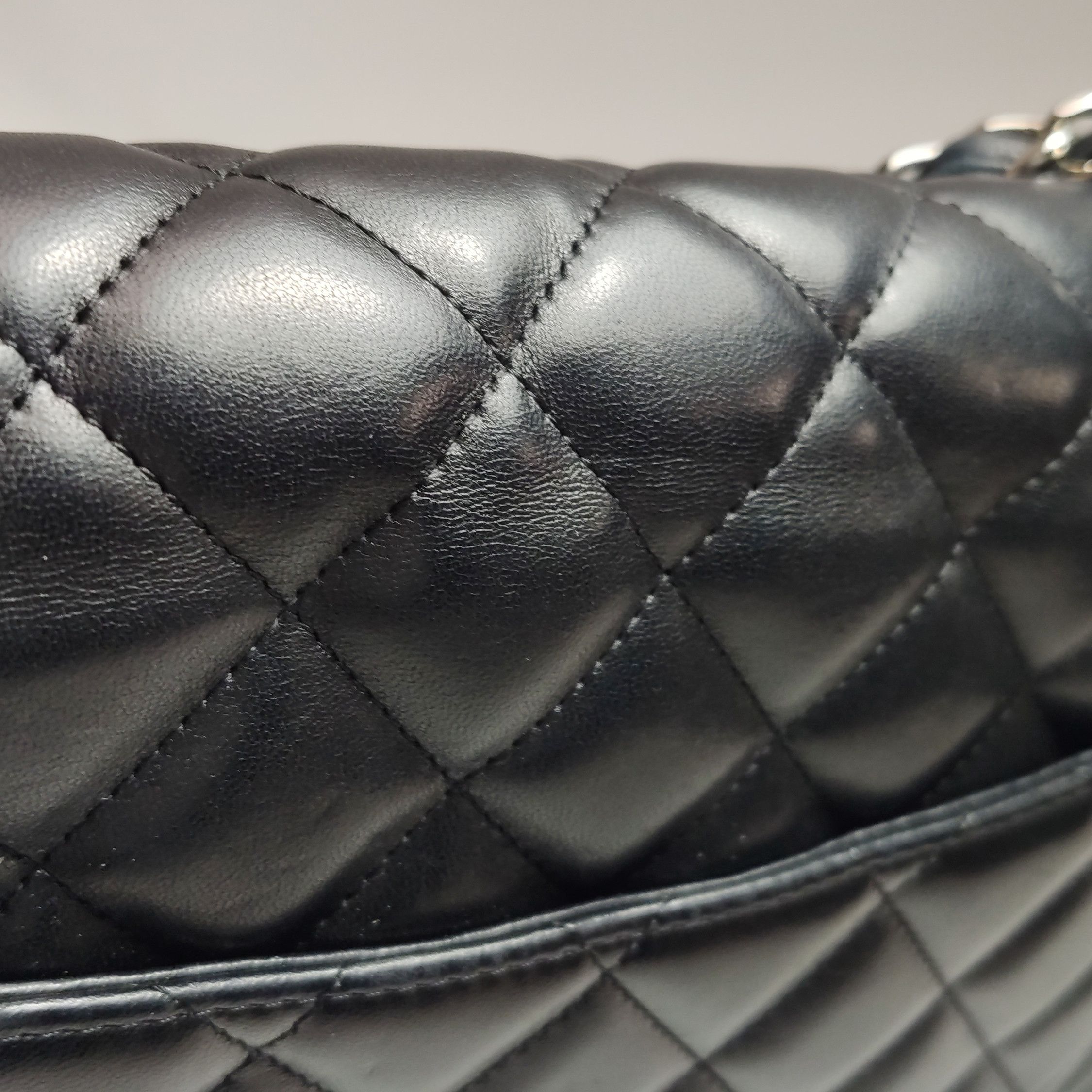 Chanel Chanel Women os Crossbody Bags Size ONE SIZE - 23 Thumbnail