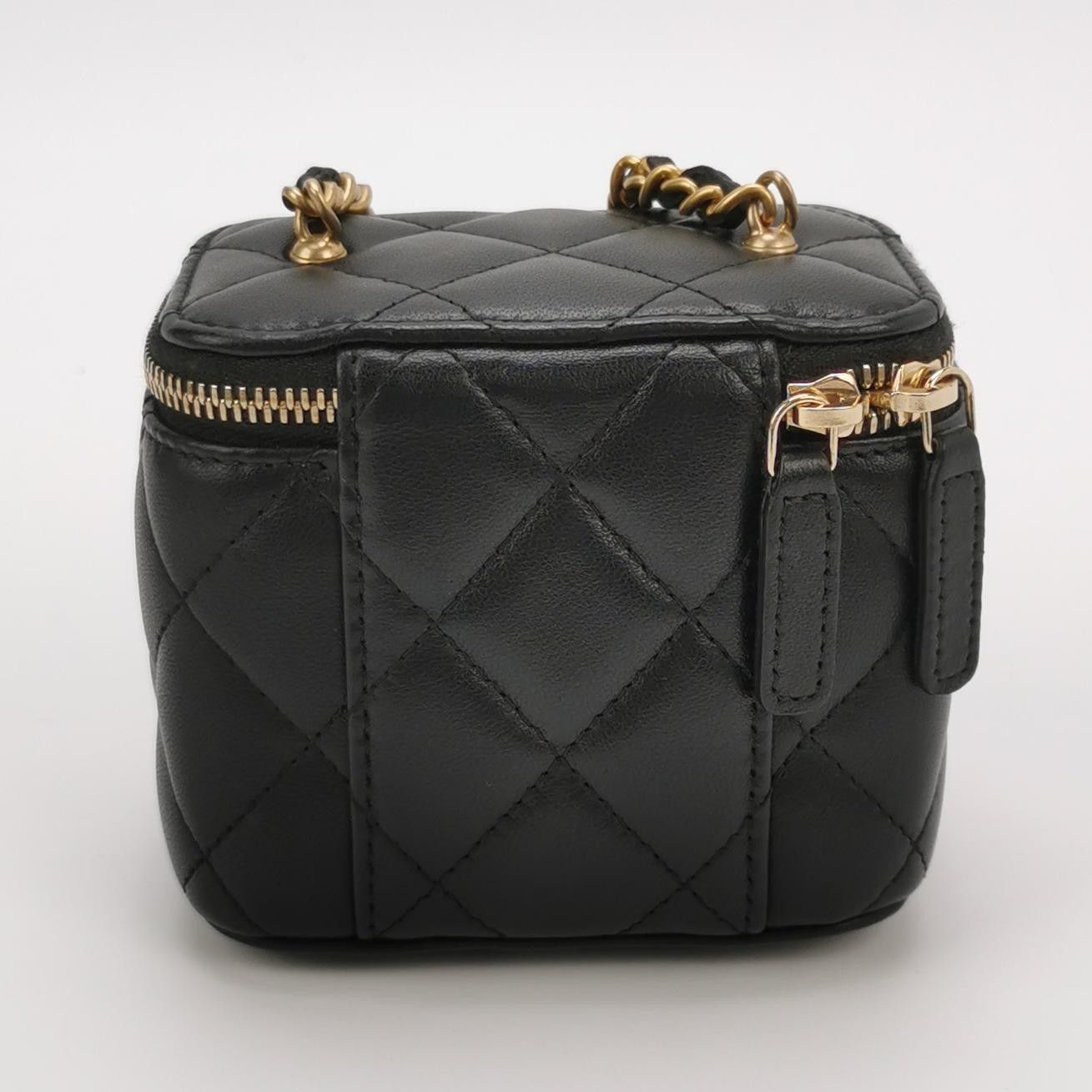 Chanel Chanel Women os Shoulder Bags Size ONE SIZE - 5 Thumbnail