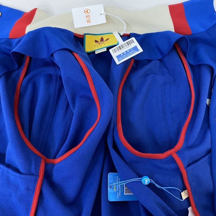 Gucci Gucci x Adidas Logo Track Jacket Size S Size US S / EU 44-46 / 1 - 13 Thumbnail