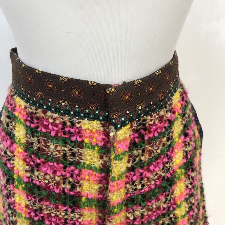 Gucci Gucci Multi Tweed Shorts Size 38 Size 26" / US 2 / IT 38 - 5 Thumbnail
