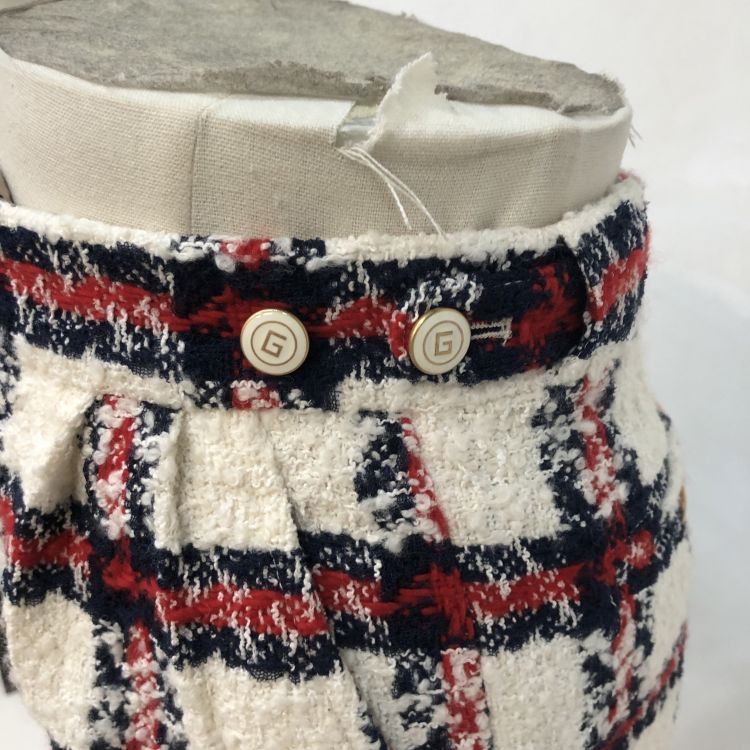 Gucci Gucci Plaid Tweed Shorts Size 36 Size 25" / US 0 / IT 36 - 8 Thumbnail