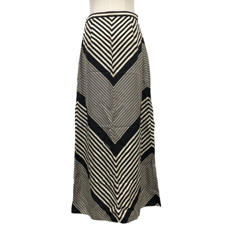 Gucci Gucci Striped Midi Skirt Size 40 Size 27" / US 4 / IT 40 - 2 Thumbnail