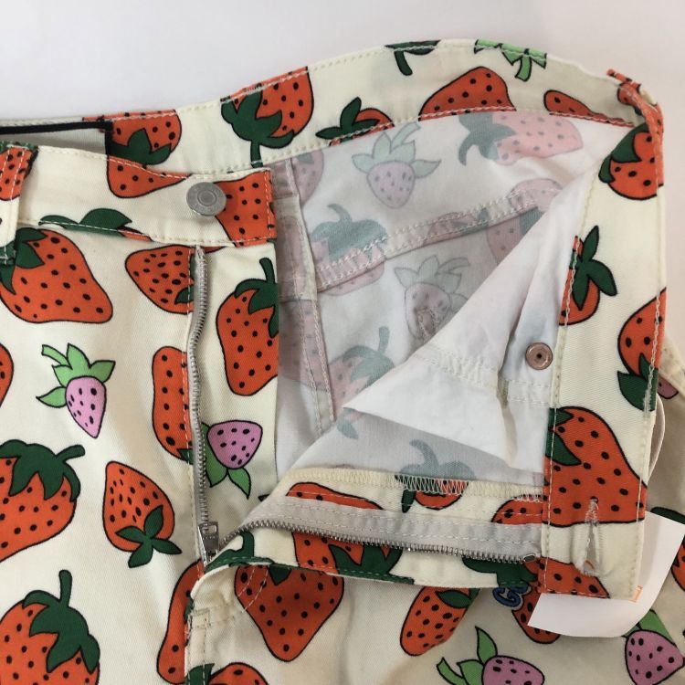 Gucci Gucci Strawberry Print Pants Size 24 Size 24" / US 00 / IT 34 - 12 Thumbnail