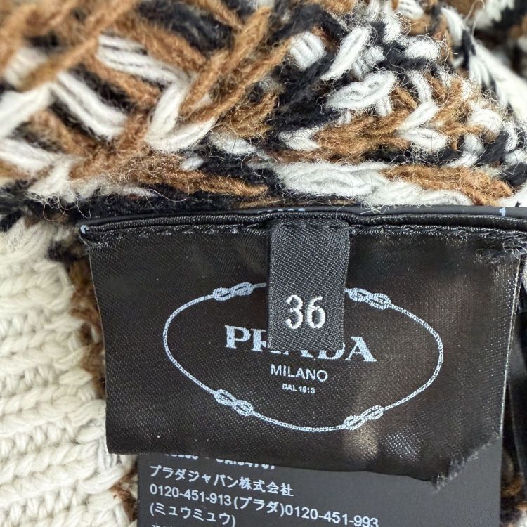 Prada Prada Geometric Knit Sweater Size 36 Size XS / US 0-2 / IT 36-38 - 4 Thumbnail