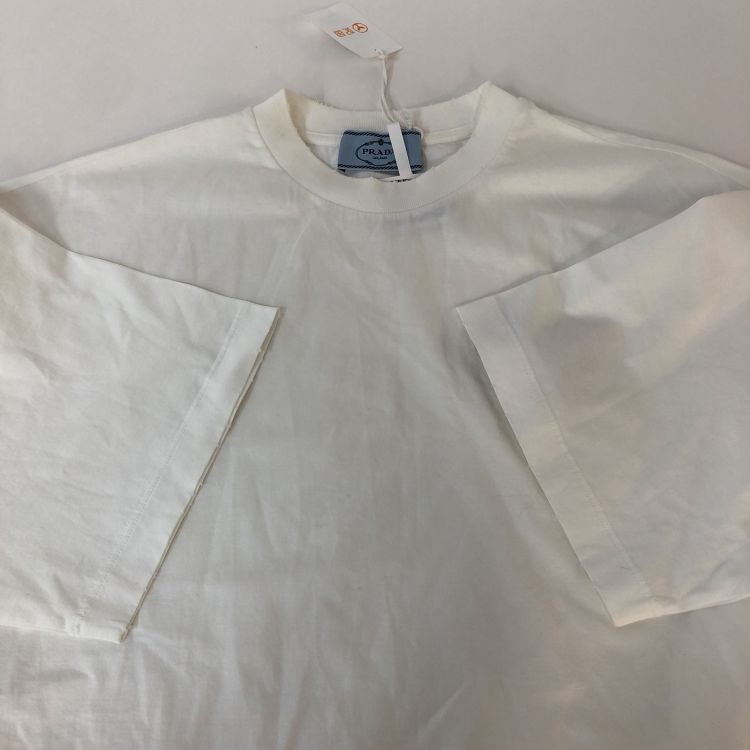 Prada Prada Sequin Triangle Logo T-Shirt Size S Size S / US 4 / IT 40 - 11 Thumbnail