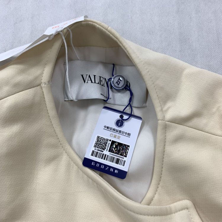 Valentino Valentino Off-White Wool Toggle Coat Size 40 Size S / US 4 / IT 40 - 5 Thumbnail