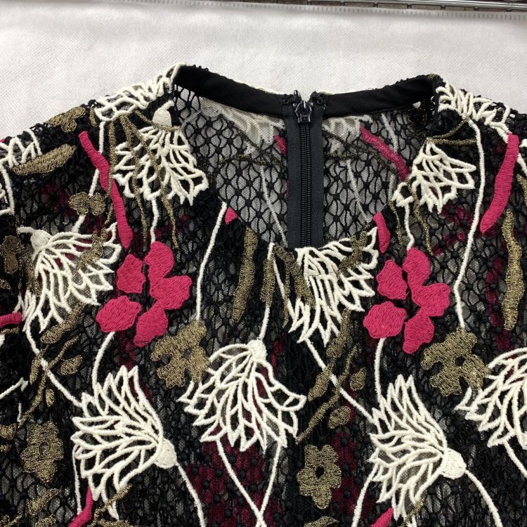 Valentino Valentino Floral Embroidered Midi Dress Size 44 Size M / US 6-8 / IT 42-44 - 7 Thumbnail