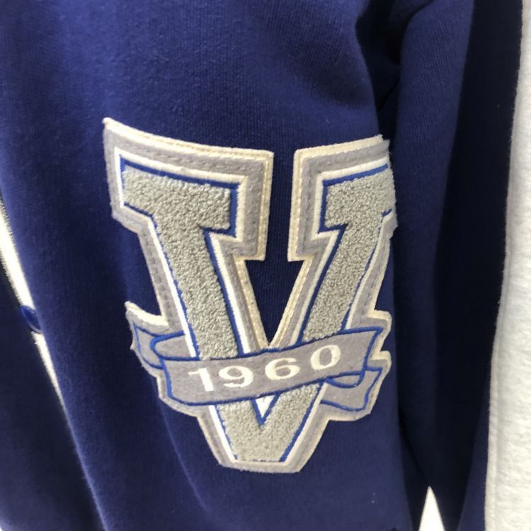 Valentino Valentino V 1960 Logo Patch Cardigan Size L Size US L / EU 52-54 / 3 - 8 Thumbnail