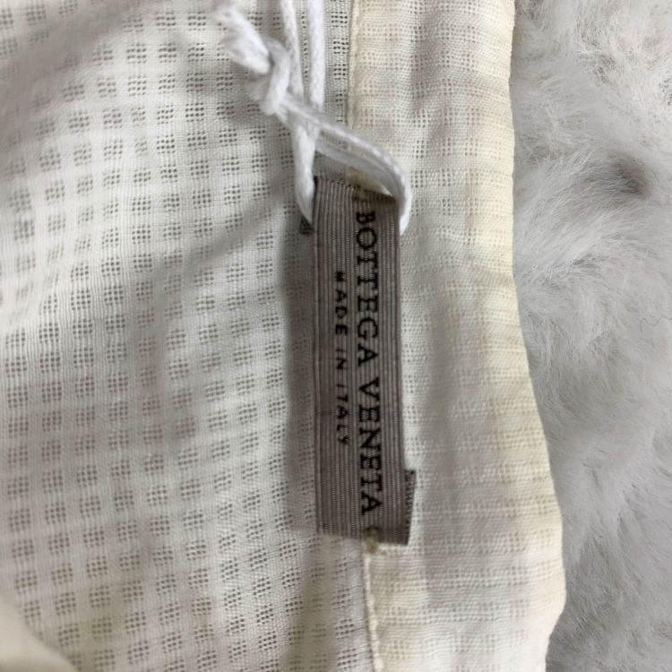 Bottega Veneta Bottega Veneta White Textured Feather Detail Top Size 38 Size XS / US 0-2 / IT 36-38 - 3 Thumbnail