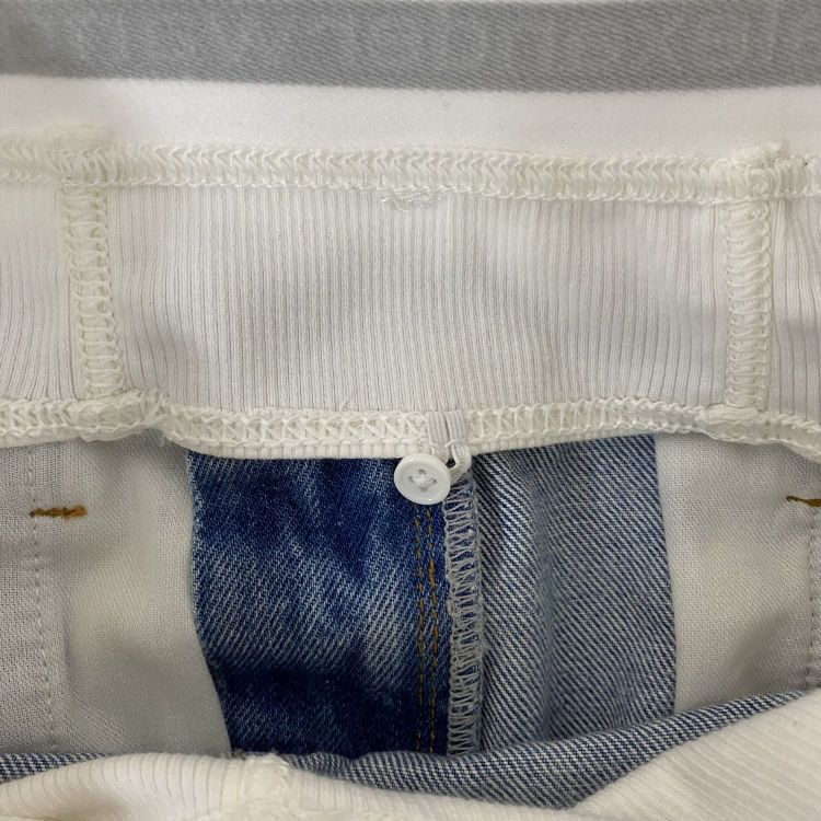Alexander Wang Alexander Wang Logo Elastic Waist Denim Shorts Size 25 Size 25" / US 0 / IT 36 - 9 Thumbnail