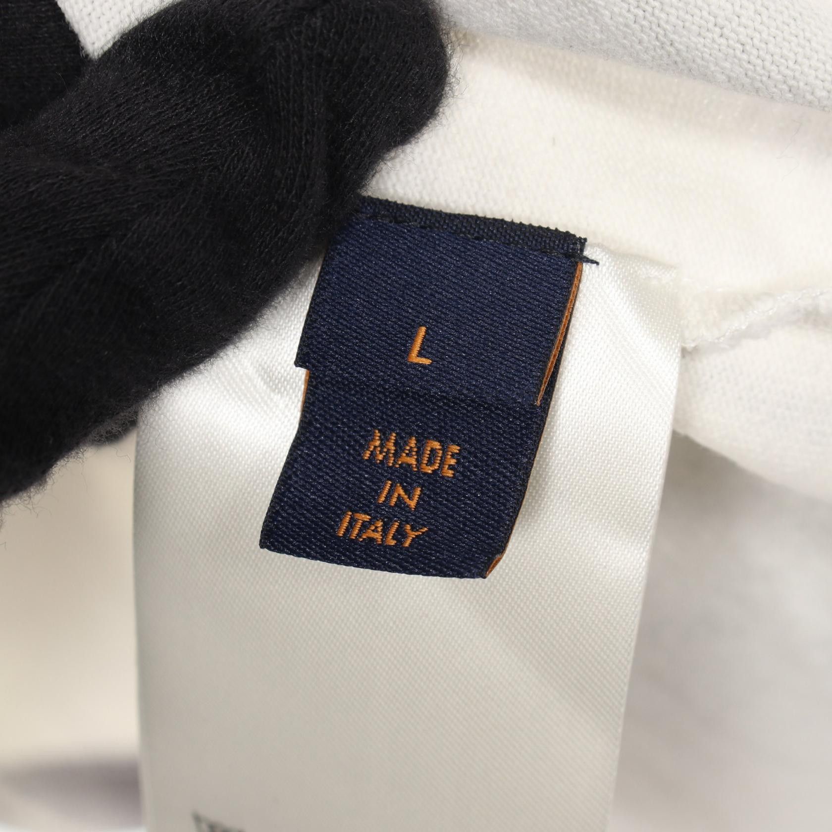 Louis Vuitton Louis Vuitton Louis Vuitton Monogram Shibori Printed Cotton Top Textile T-Shirts RM231NPLHOY89W DUTY FREE for USA Size ONE SIZE - 5 Thumbnail