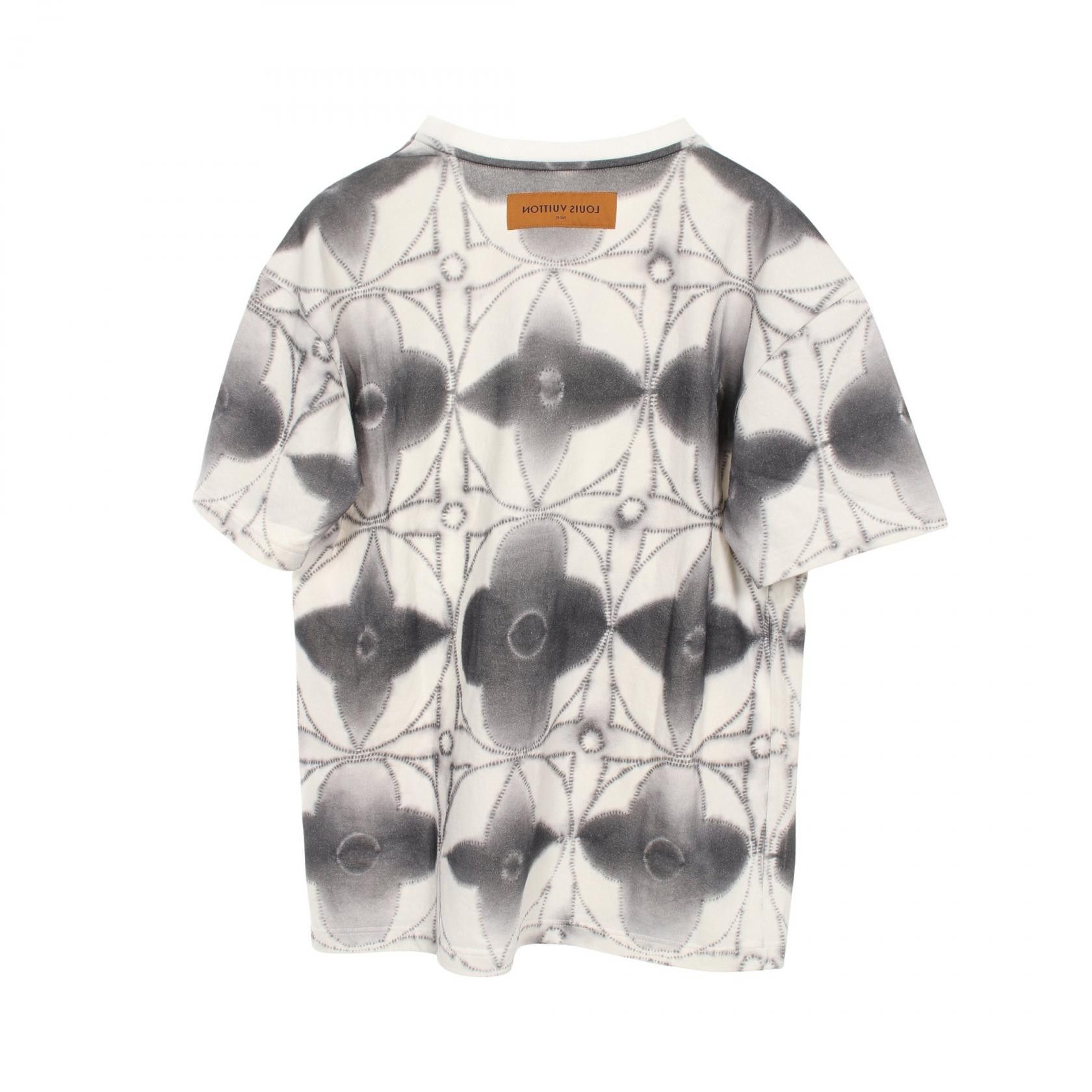 Louis Vuitton Louis Vuitton Louis Vuitton Monogram Shibori Printed Cotton Top Textile T-Shirts RM231NPLHOY89W DUTY FREE for USA Size ONE SIZE - 2 Thumbnail