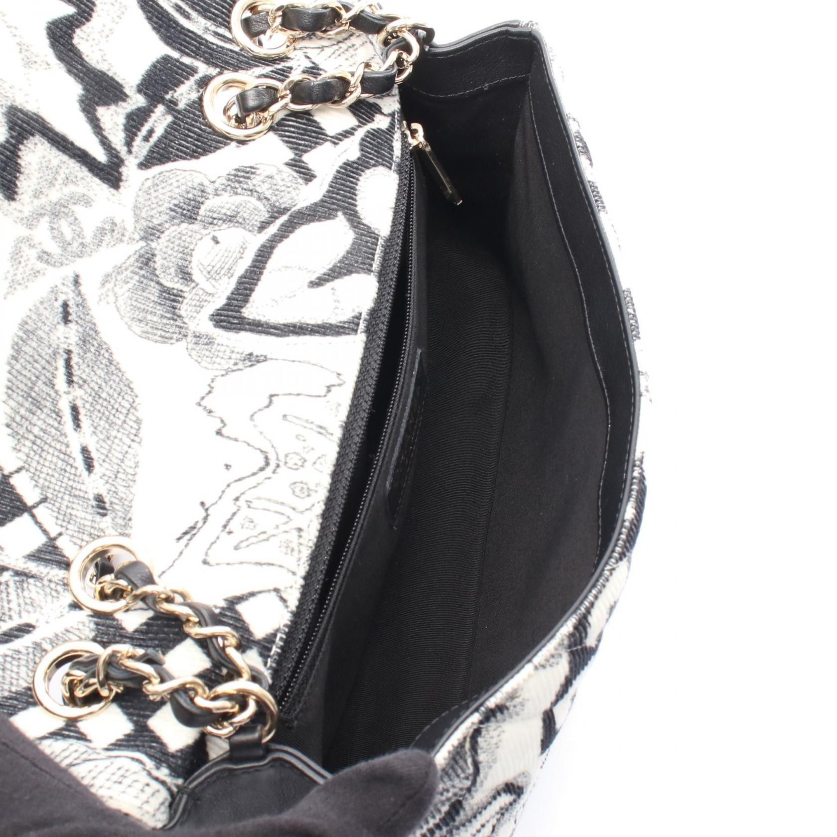 Chanel Chanel Chanel Chevron V Stitch Leather Corduroy Shoulder Bag Leather Shoulder Bag DUTY FREE for USA Size ONE SIZE - 3 Thumbnail