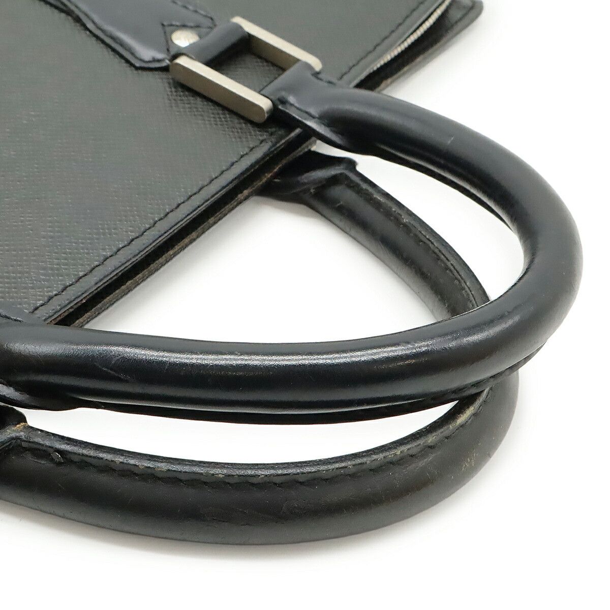 Louis Vuitton Louis Vuitton Louis Vuitton Taiga Briefcase Leather Business Bag M30052 DUTY FREE for USA Size ONE SIZE - 4 Thumbnail