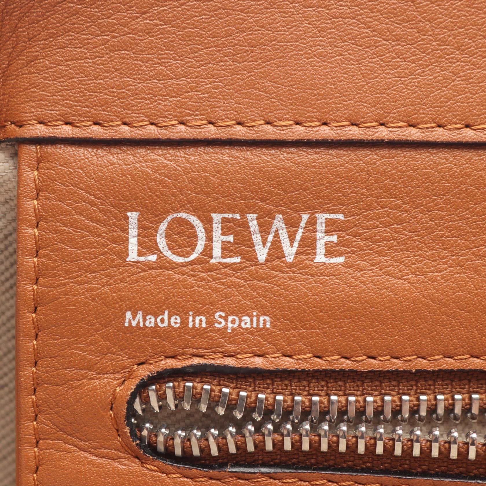 Loewe Loewe Loewe East West Shopper Small Leather Tote Bag Leather Tote Bag DUTY FREE for USA Size ONE SIZE - 4 Thumbnail