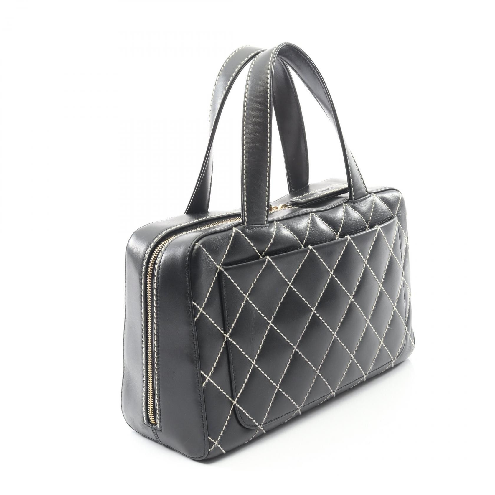 Chanel Chanel CHANEL Wild Stitch Leather Handbag Leather Handbag DUTY FREE for USA Size ONE SIZE - 2 Thumbnail