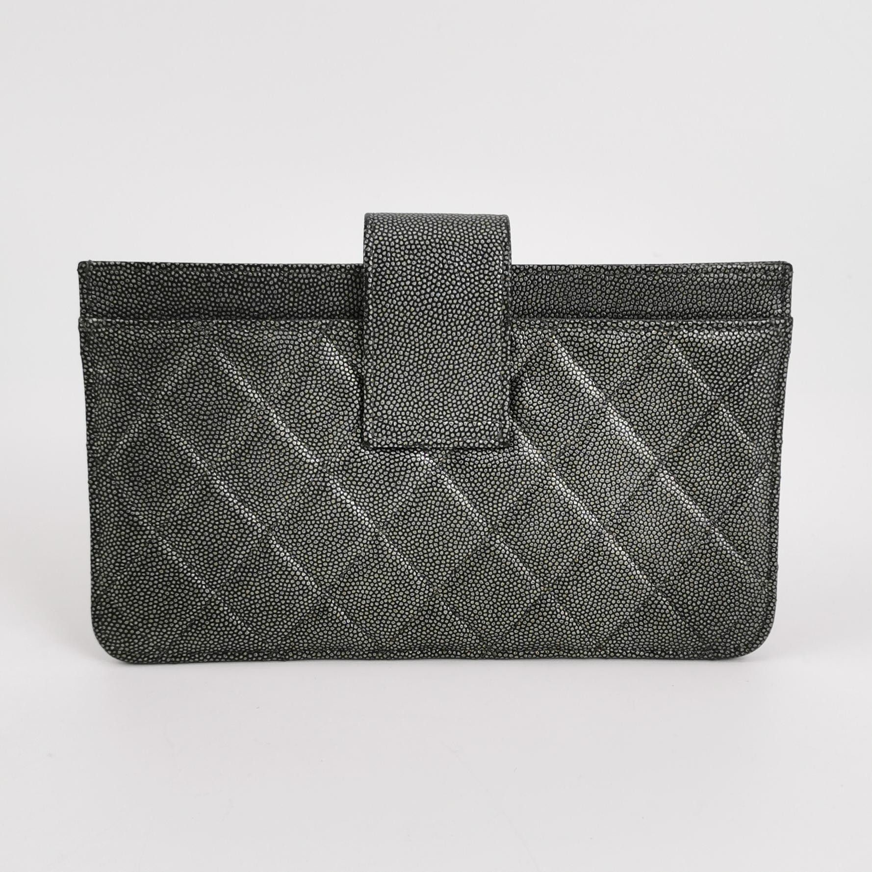 Chanel Chanel Women os Clutches Size ONE SIZE - 4 Thumbnail