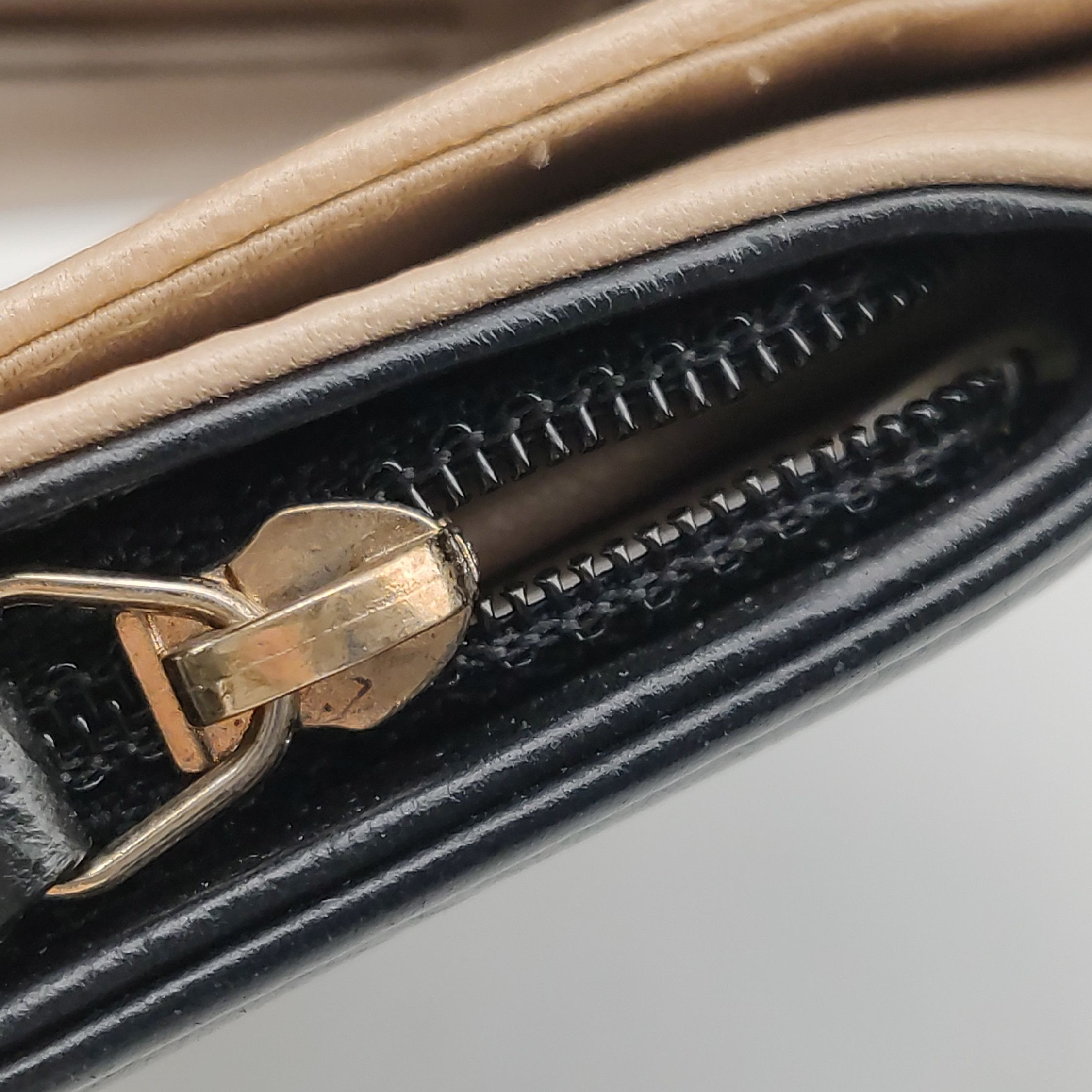 Chanel Chanel Women os Wallets Size ONE SIZE - 10 Thumbnail
