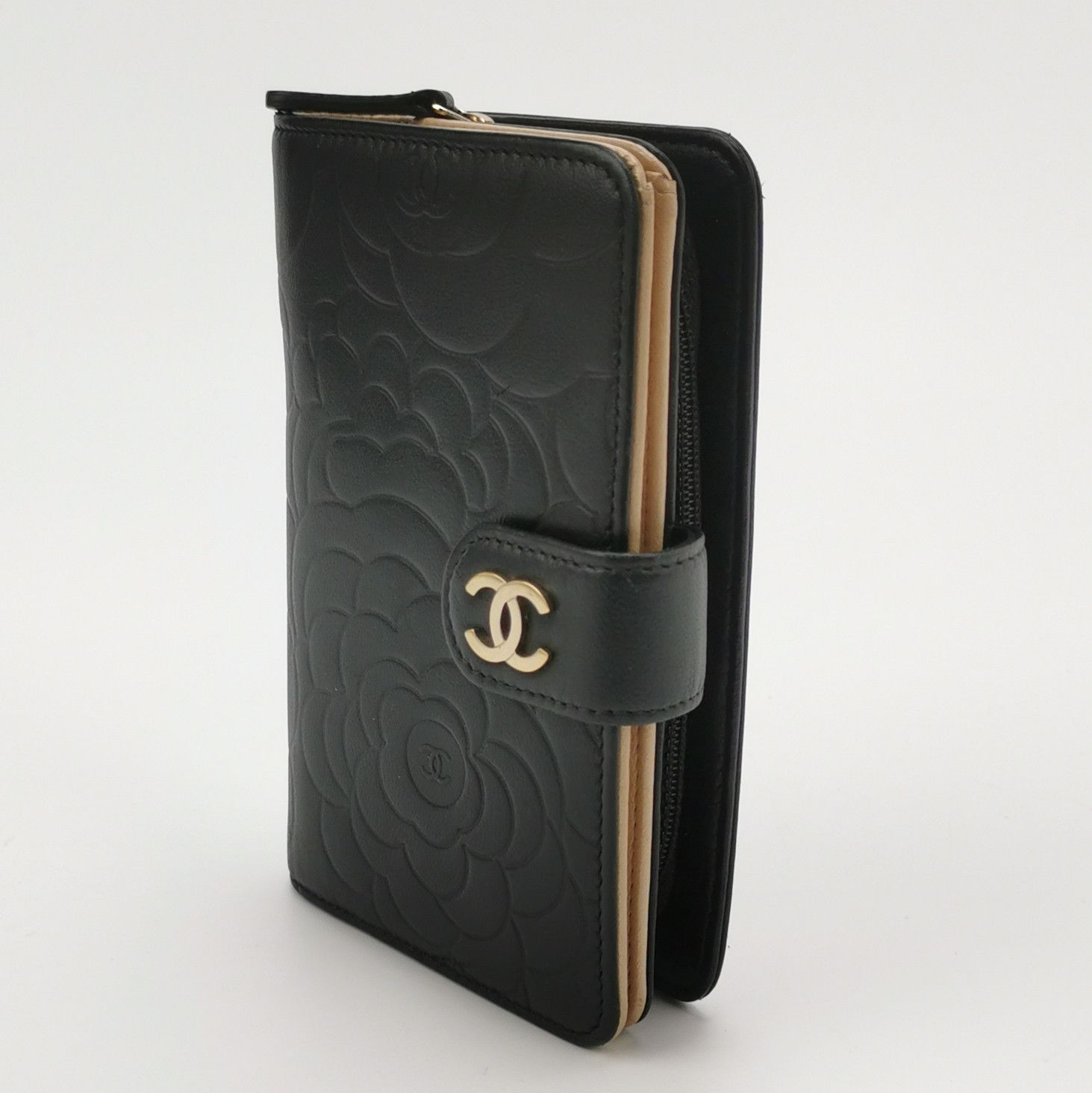 Chanel Chanel Women os Wallets Size ONE SIZE - 2 Thumbnail