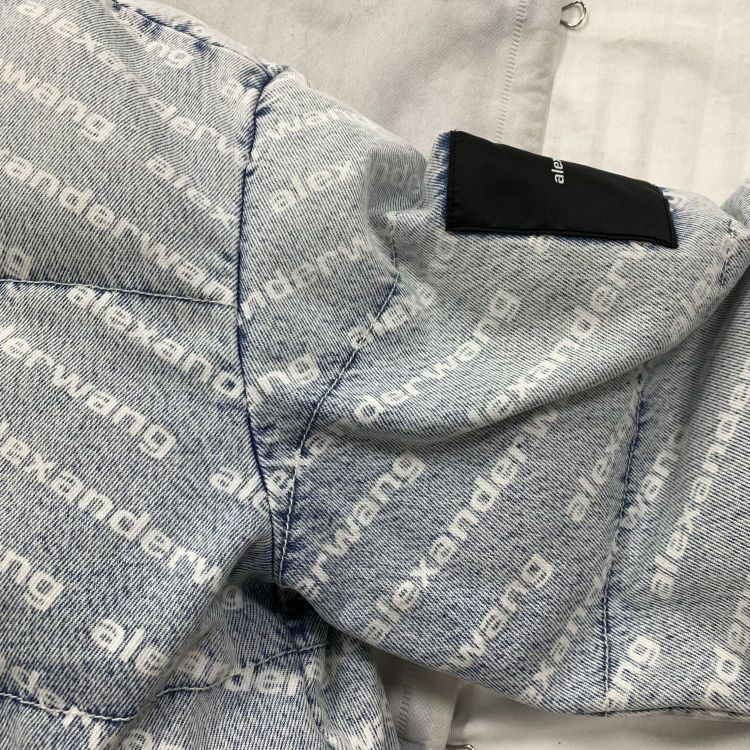 Alexander Wang Alexander Wang Logo Print Puffer Jacket XS Size XS / US 0-2 / IT 36-38 - 9 Thumbnail