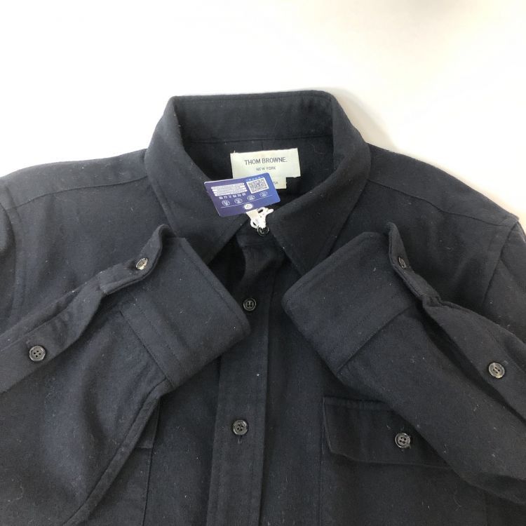 Thom Browne Thom Browne Arm Stripe Shirt Size 3 Size US L / EU 52-54 / 3 - 11 Thumbnail