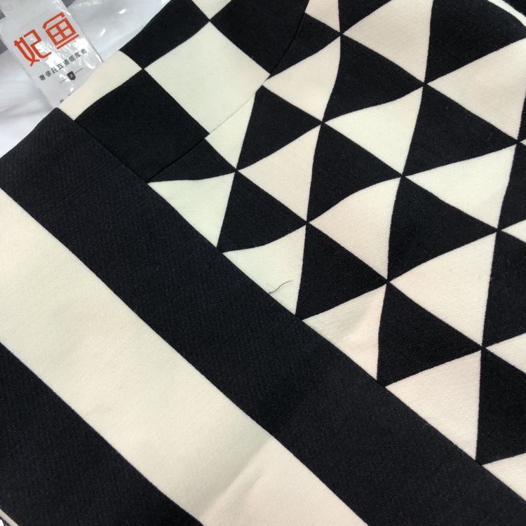 Valentino Valentino Geometric Pattern Mini Dress Size 38 Size XS / US 0-2 / IT 36-38 - 8 Thumbnail