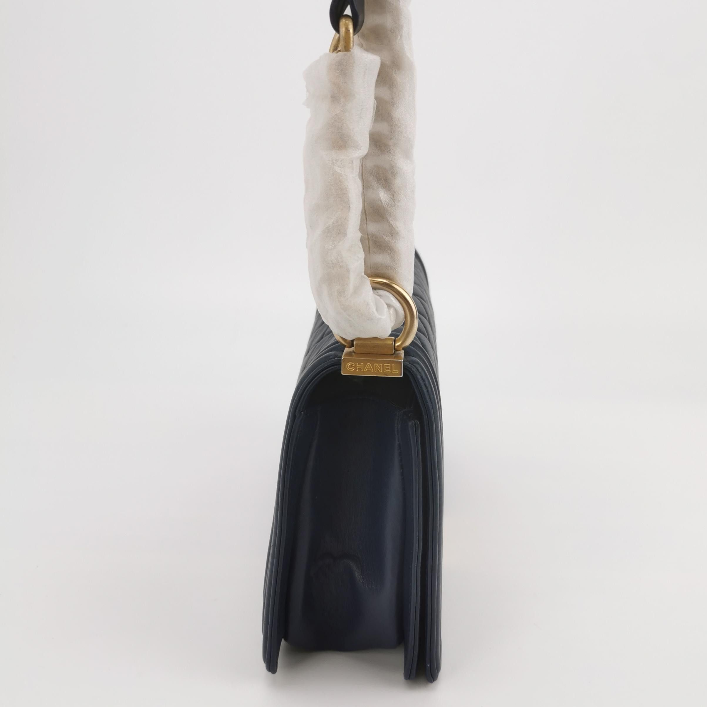Chanel Chanel Women os Shoulder Bags Size ONE SIZE - 4 Thumbnail
