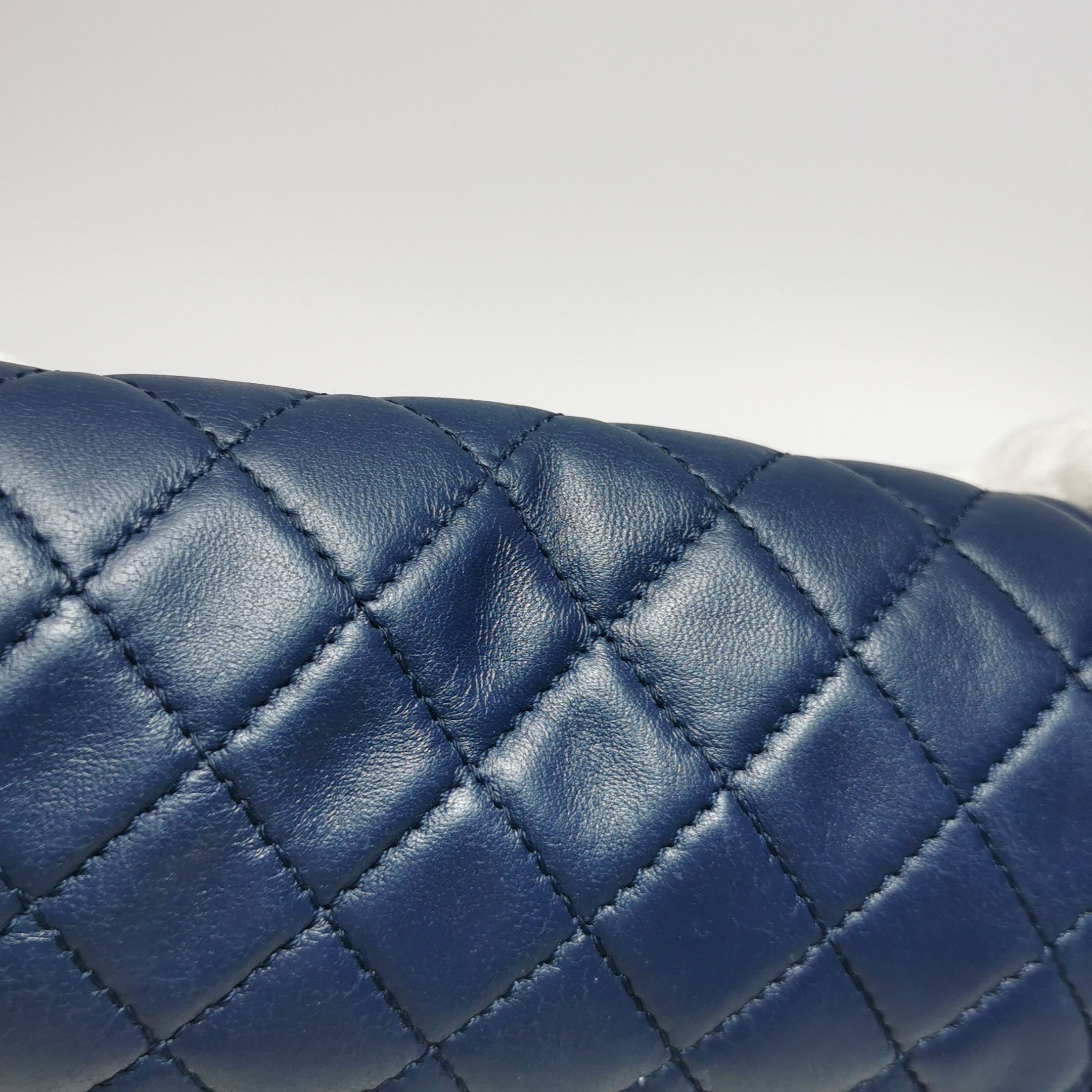 Chanel Chanel Women os Shoulder Bags Size ONE SIZE - 21 Thumbnail