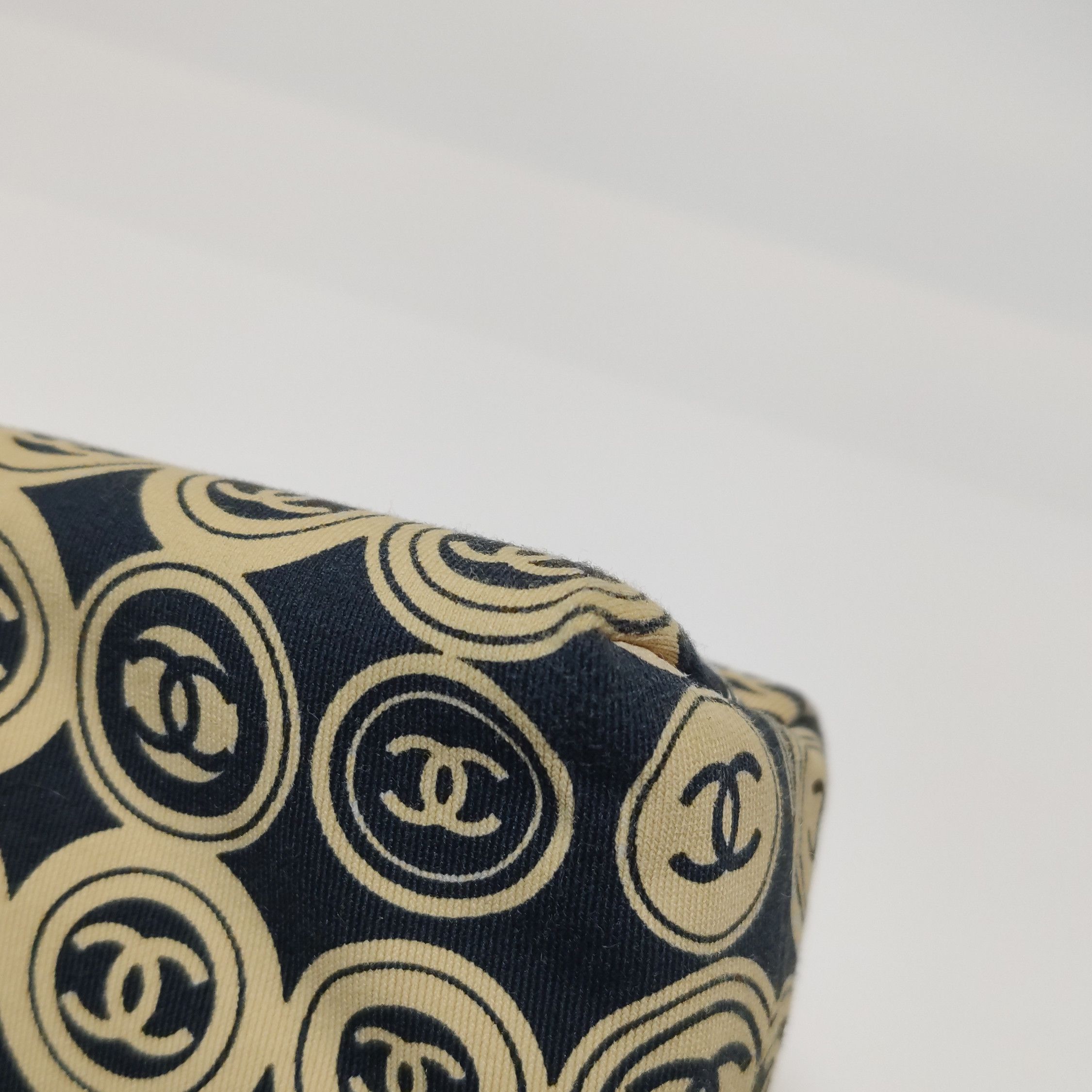 Chanel Chanel Women os Clutches Size ONE SIZE - 16 Thumbnail