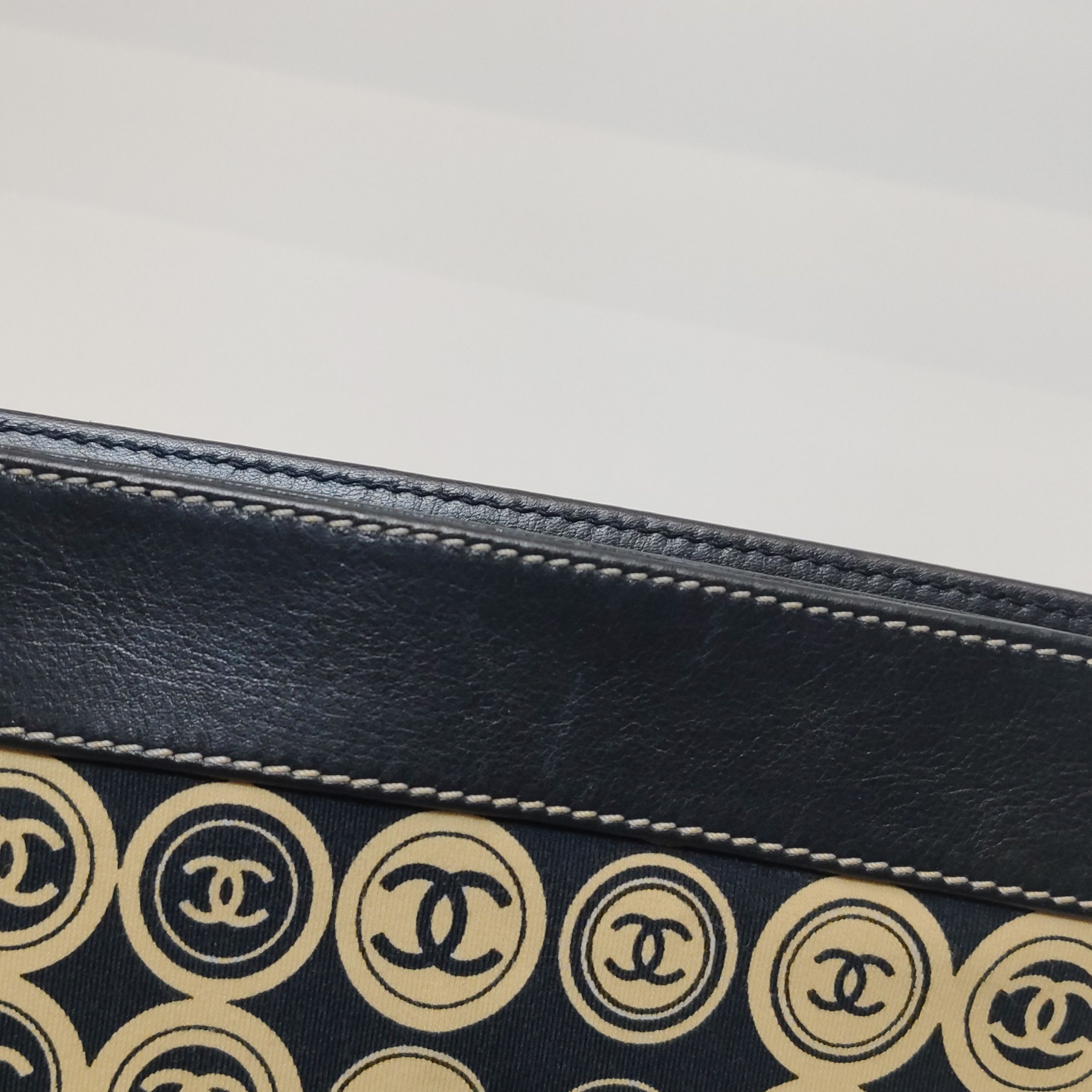 Chanel Chanel Women os Clutches Size ONE SIZE - 14 Thumbnail