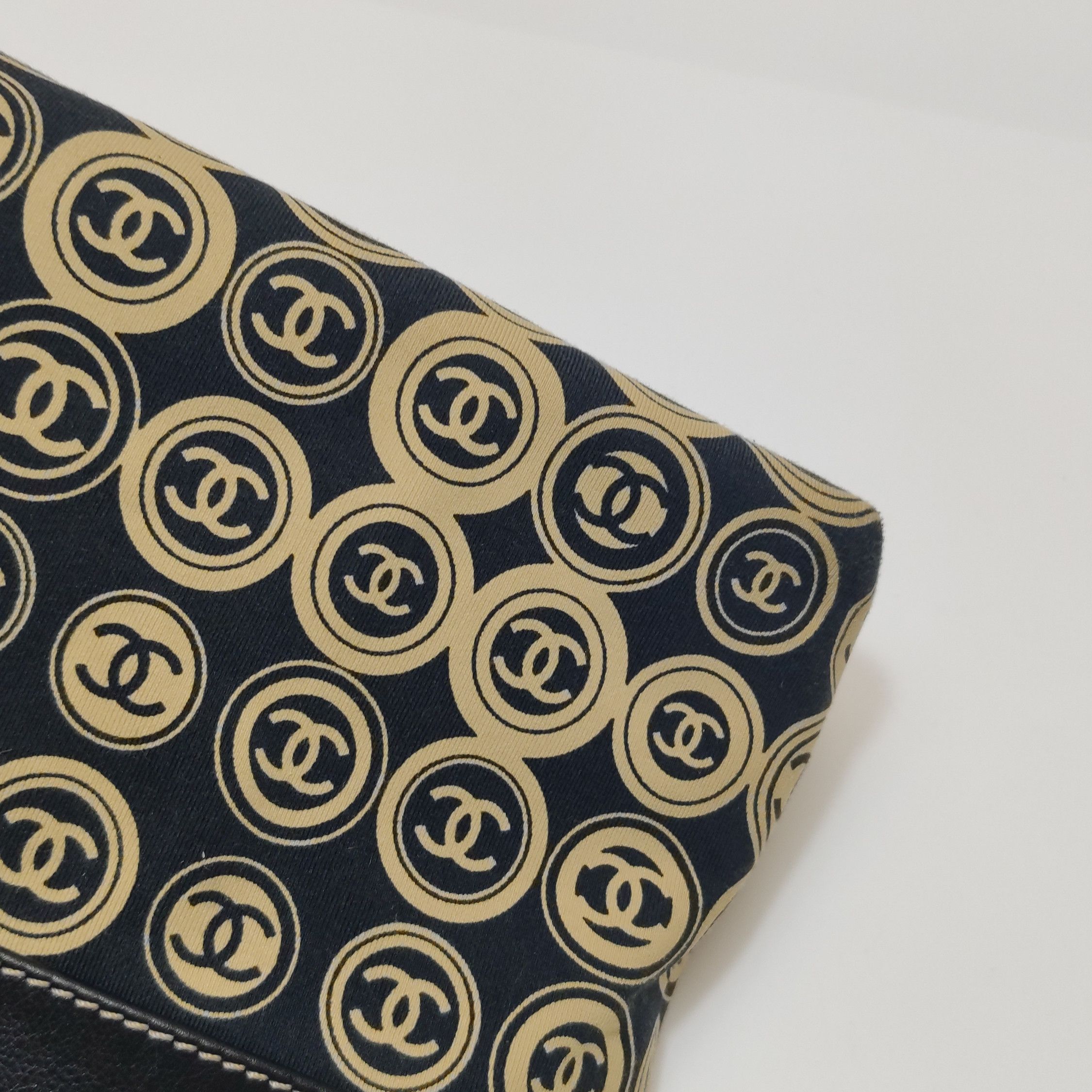 Chanel Chanel Women os Clutches Size ONE SIZE - 11 Thumbnail