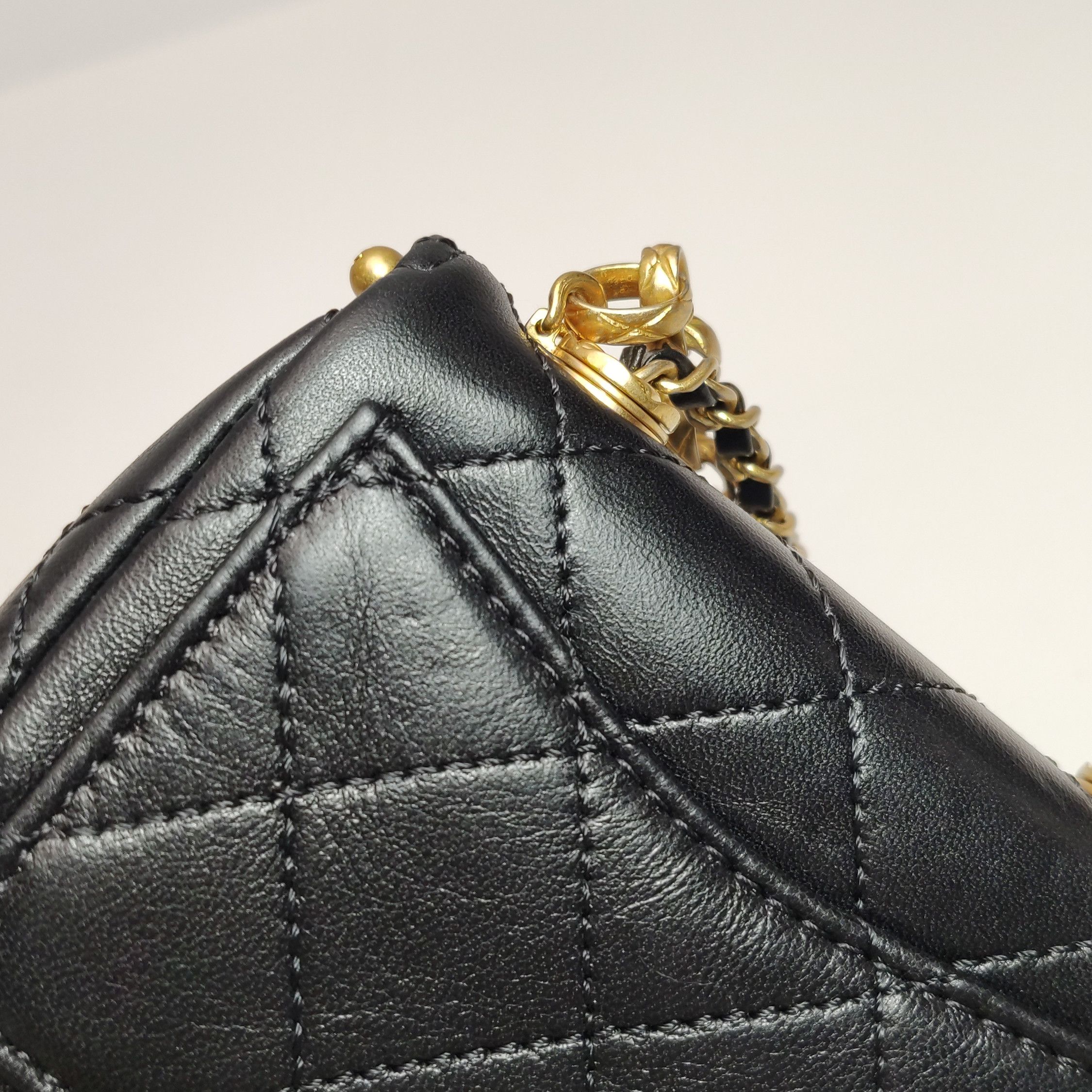 Chanel Chanel Women os Shoulder Bags Size ONE SIZE - 10 Thumbnail