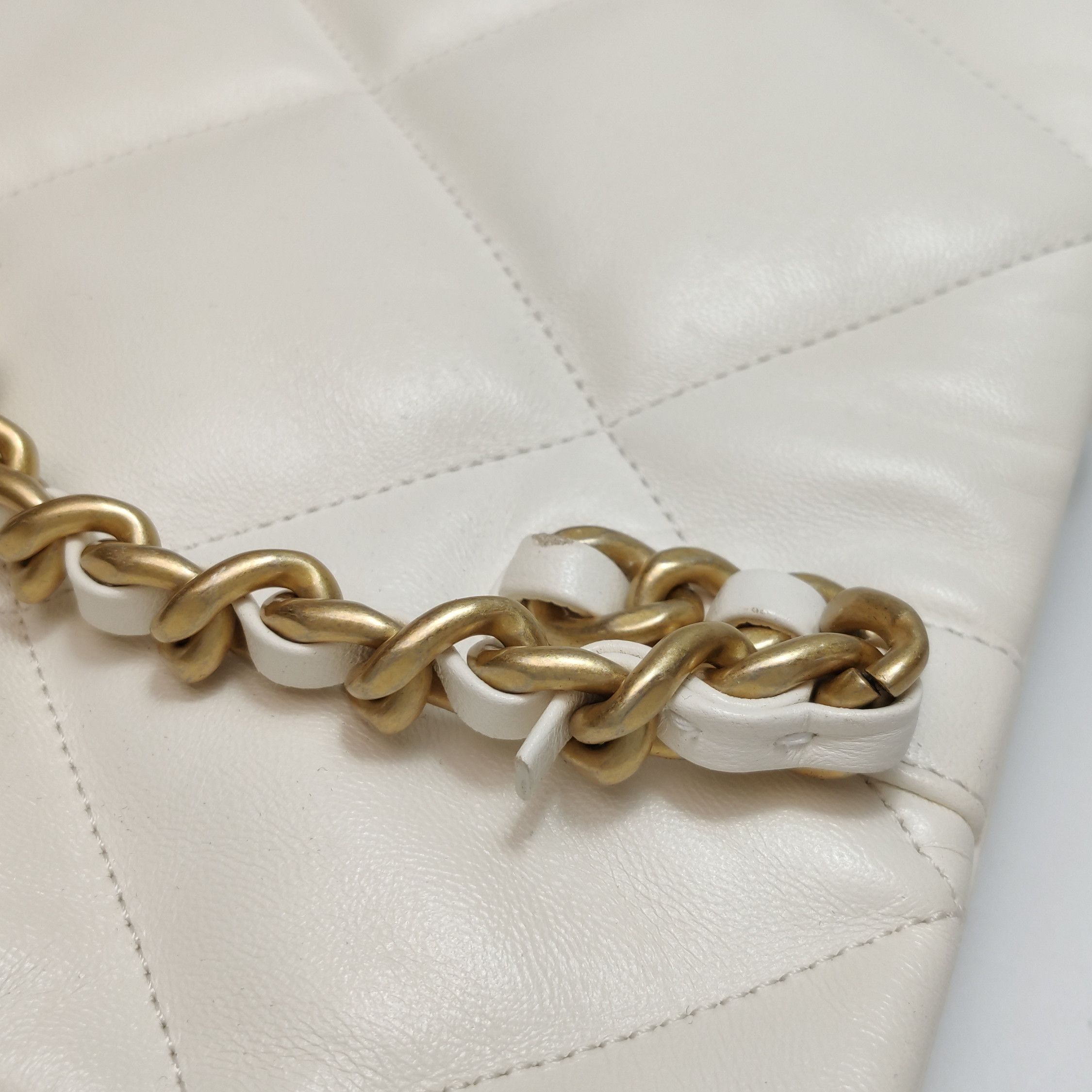 Chanel Chanel Women os Shoulder Bags Size ONE SIZE - 14 Thumbnail