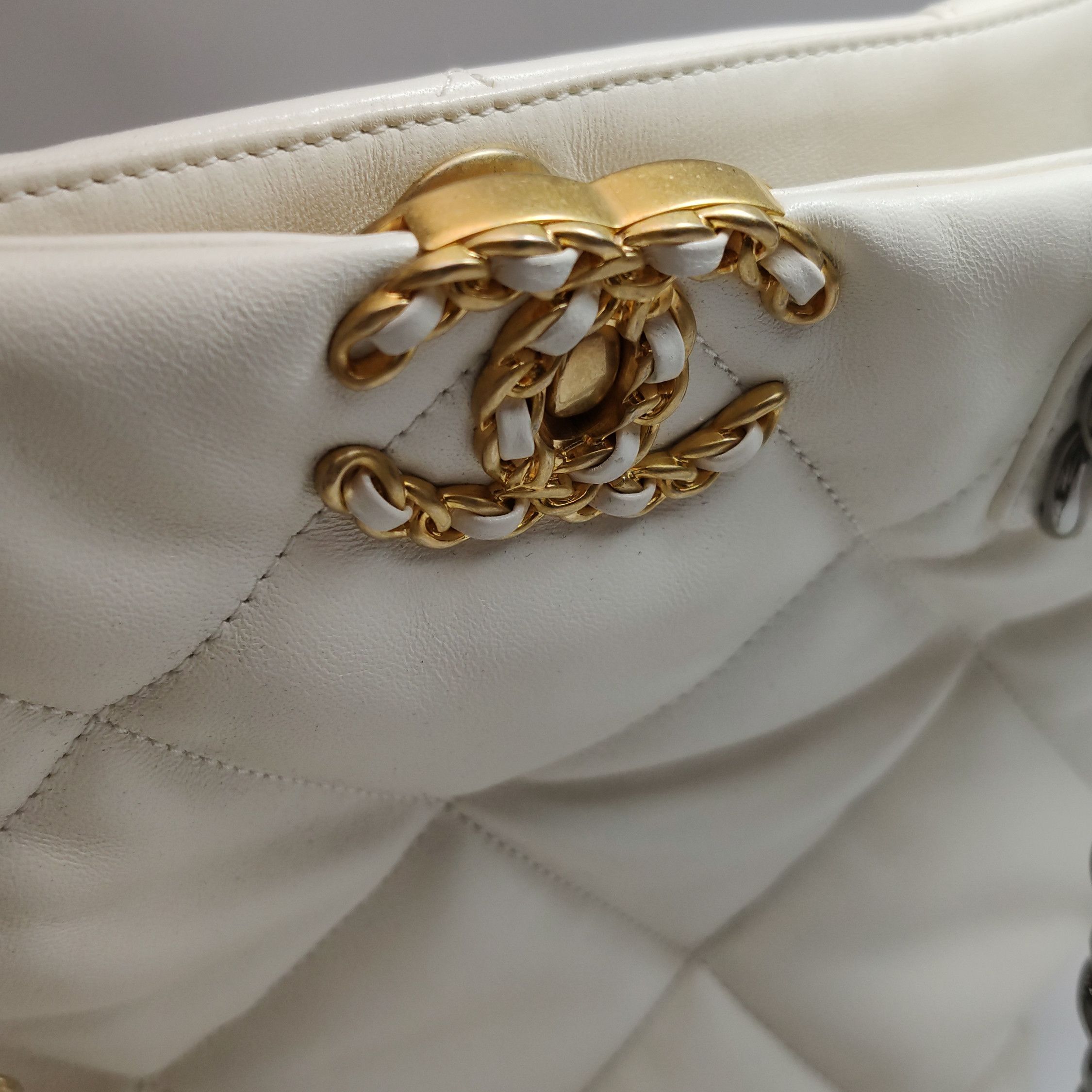 Chanel Chanel Women os Shoulder Bags Size ONE SIZE - 13 Thumbnail