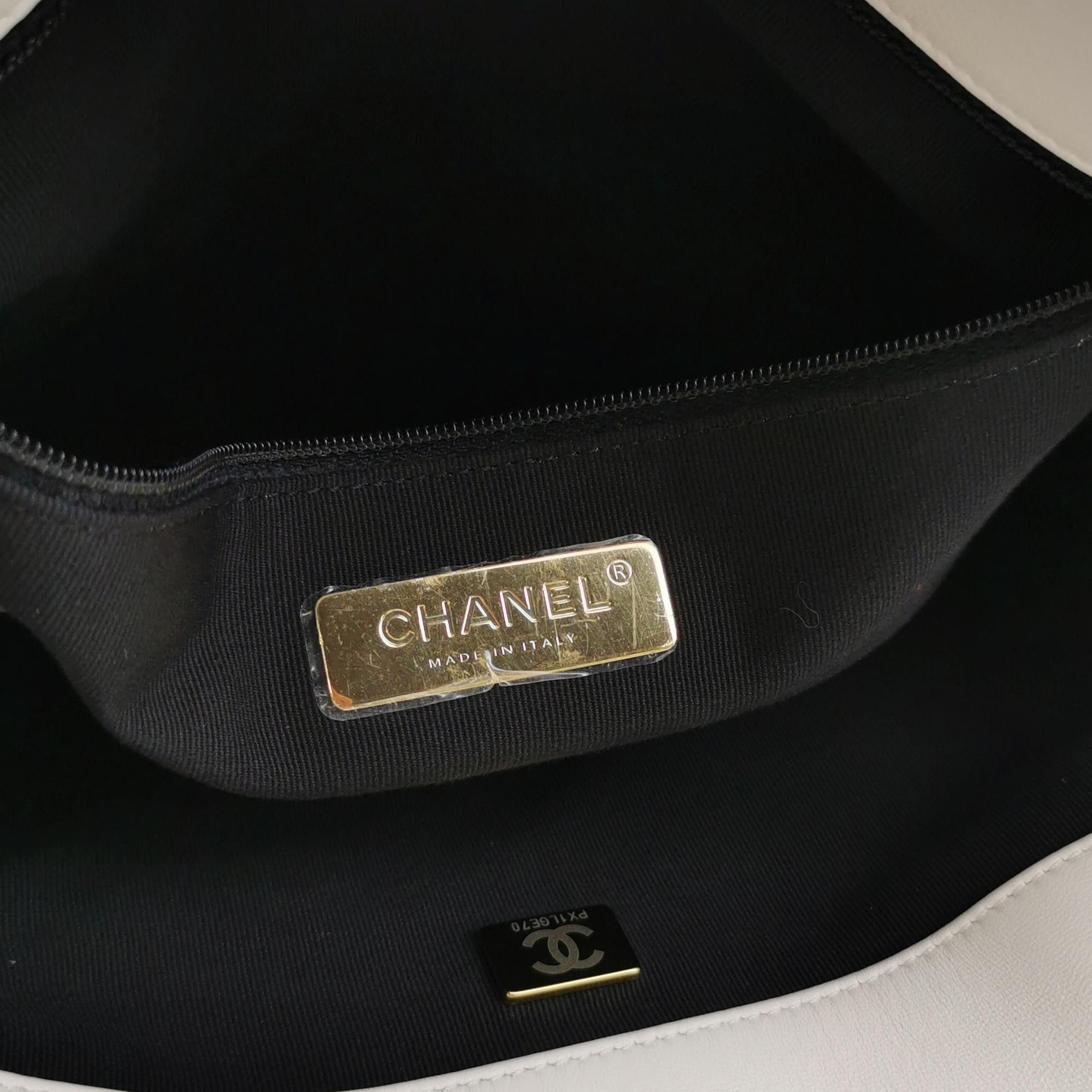 Chanel Chanel Women os Shoulder Bags Size ONE SIZE - 8 Thumbnail