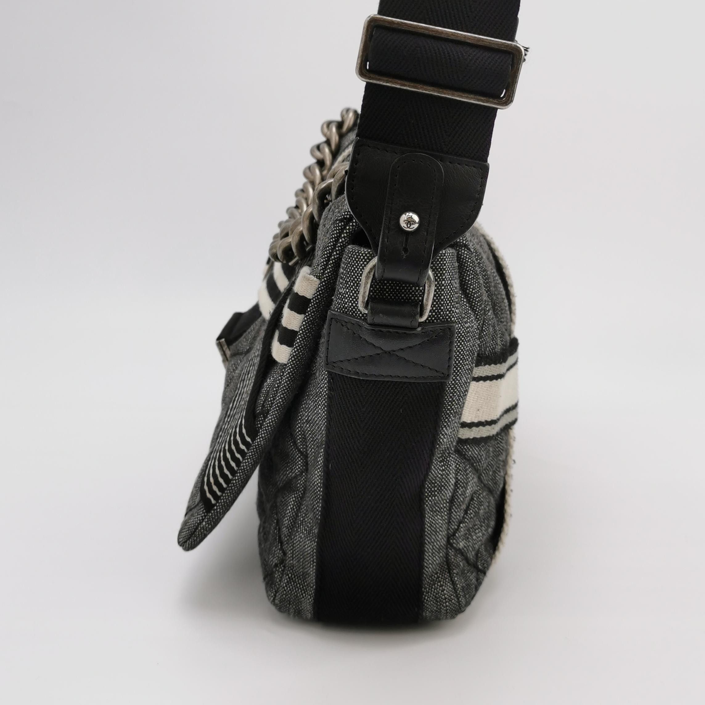 Chanel Chanel Women os Crossbody Bags Size ONE SIZE - 3 Thumbnail