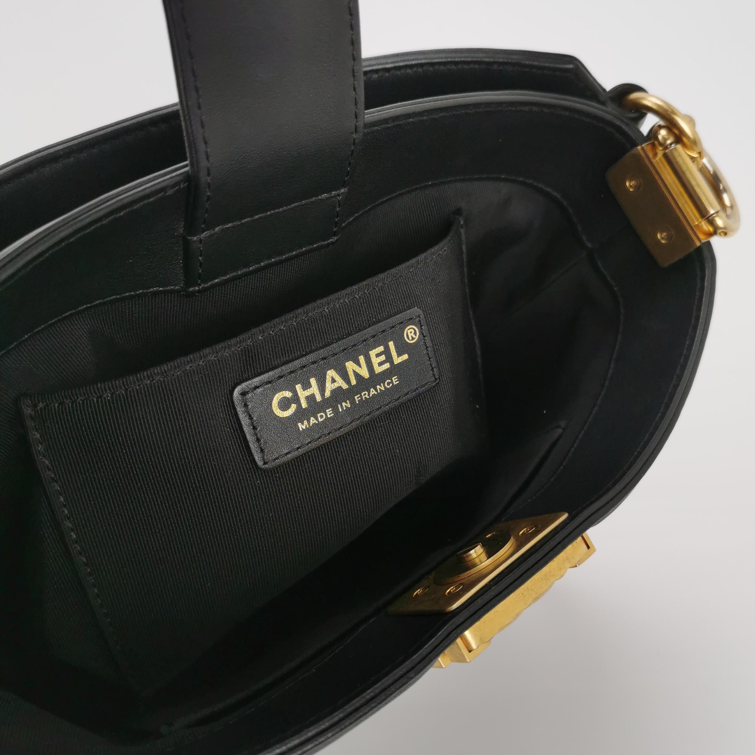 Chanel Chanel Women os Shoulder Bags Size ONE SIZE - 8 Thumbnail