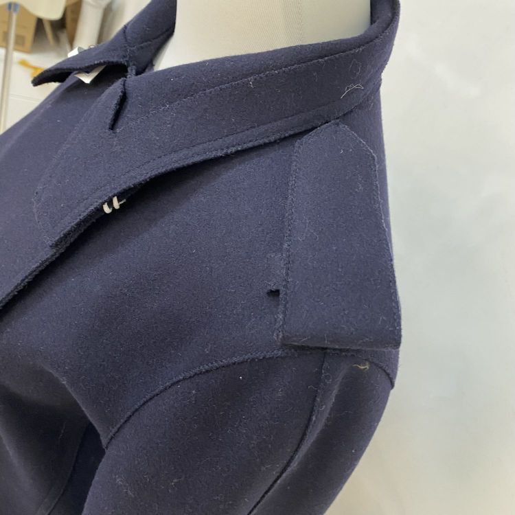 Valentino Valentino Navy Virgin Wool Double-Breasted Coat Size 42 Size M / US 6-8 / IT 42-44 - 8 Thumbnail