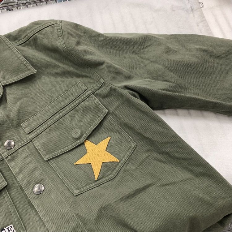 Valentino Valentino Star Patch Button Up Shirt Size S Size US S / EU 44-46 / 1 - 10 Thumbnail